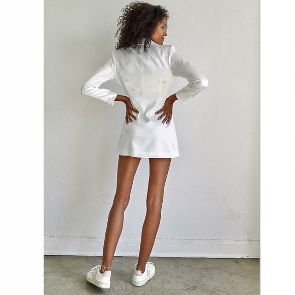 Bronx and Banco Gigi Bridal Blazer Dress in White - Picture 5 of 16